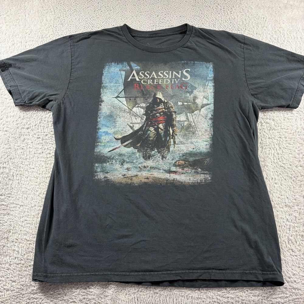 Assassains Creed IV Black Flag Shirt Mens Large Black Faded Video Game Promo